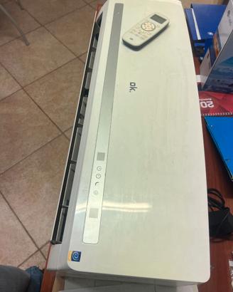 UNITA' INTERNA CLIMATIZZATORE + TELECOMANDO - OK