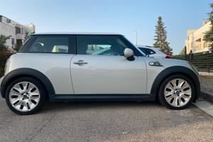 MINI COOPER CAMDEN