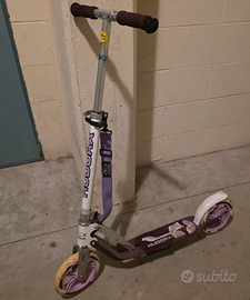 monopattino con cavalletto e bretella