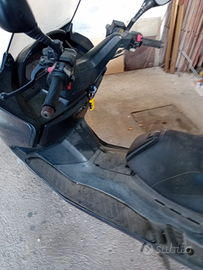 Moto Yamaha Majesty 250 dx