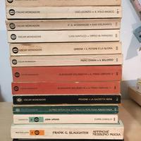 14 libri tascabili Oscar Mondadori autori vari.