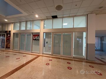 Negozio 100 mq - Pioltello-Galleria alla Stazione