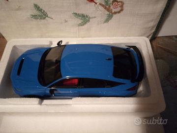 Honda Civic Type R blu 1/18 Ottomobile cod. 1093