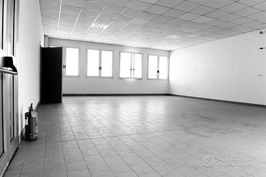 Porzione di capannone 102 mq san Lazzaro di Savena