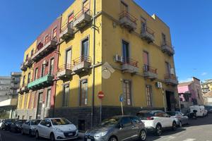 MONOLOCALE A CATANIA