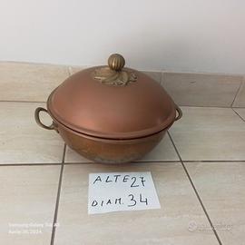pentola  di rame  per collezionisti  leggere  de