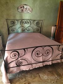 letto matrimoniale in ferro 