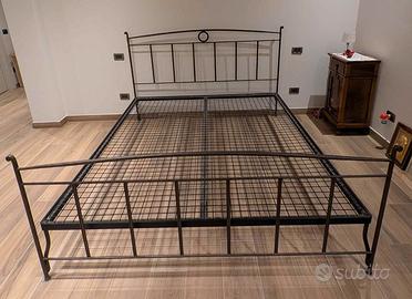 Letto matrimoniale 180x200 in ferro battuto