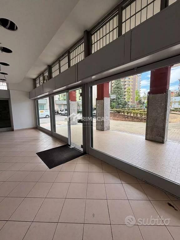Immobile di 160 m² a Sesto San Giovanni - Vista 2