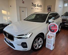 VOLVO XC60 B4 AWD MILD HYBRID MOMENTUM - 2021