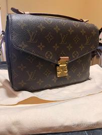 Borsa LUISS VUITTON ‘’POCHETTE MÉTIS M44875