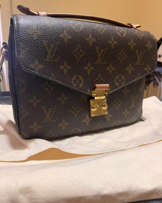 Borsa LUISS VUITTON ‘’POCHETTE MÉTIS M44875