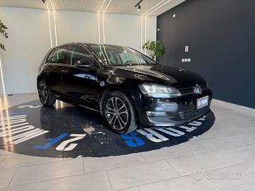 Volkswagen Golf 5p 1.6 tdi Executive 110cv