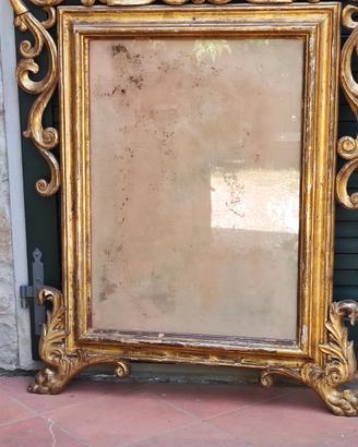 specchio dorato antico