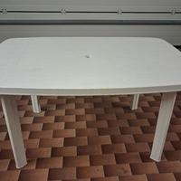 tavolo da giardino