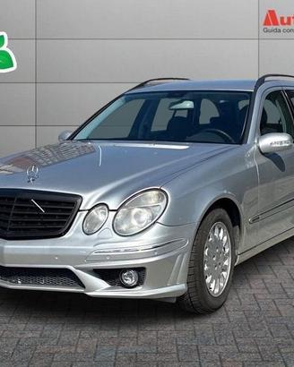 Mercedes-Benz Classe E (W/S210) 320