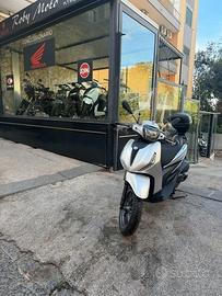 Piaggio Beverly 300 S HPE