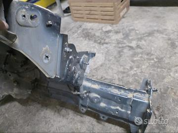 Piantone destro renault clio 