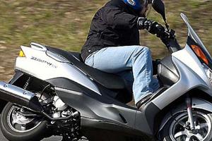 Ricambi suzuki burgman 125 150 uh 00-06