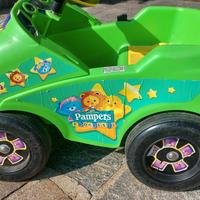 mini auto elettrica pampers