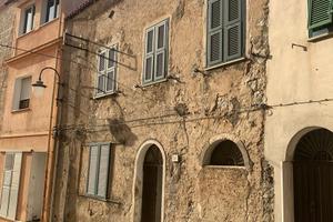 Casa indipendente su due livelli