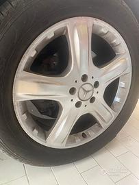 Cerchi in lega e pneumatici per Mercedes ML