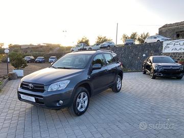 Toyota RAV 4 RAV4 2.2 D-4D 136 CV Luxury