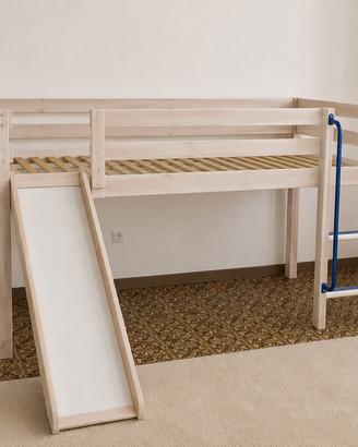 Letto a soppalco con scivolo