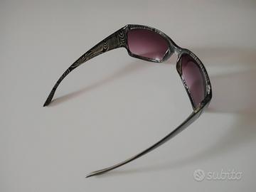 Occhiali da sole.
