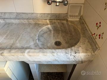 Lavabo in marmo
