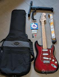 Fender Squire Stratocaster e accessori