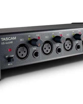 Tascam 4x4 US registratore multitraccia 