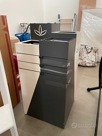 mobile con esposizione