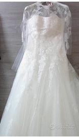Abito da sposa Pronovias da Atelier 