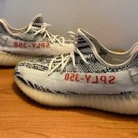 Yeezy Boost 350 Zebra