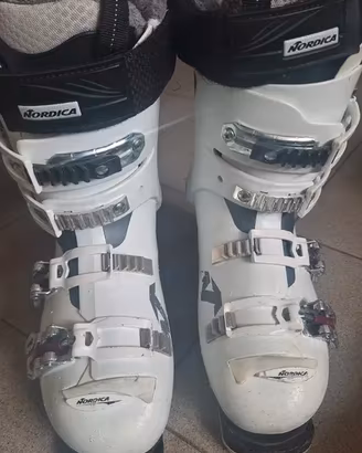 scarponi da sci donna nordica