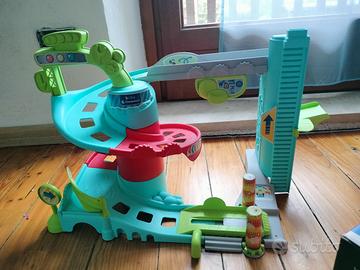 baby Clementoni fun garage 