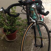 Bici da corsa bianchi telaio carbonio