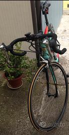 Bici da corsa bianchi telaio carbonio