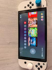 Nintendo Switch OLED Bianca – Come Nuova