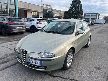 Alfa Romeo 147 1.6i 16V Twin Spark cat 5p. Progres
