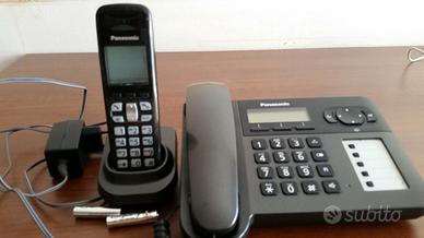 COPPIA di TELEFONI  PANASONIC  FISSO + CORDLESS
