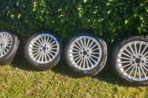 Cerchi originali Audi da 17 + gomme 