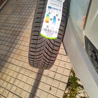 pneumatico nuovo 175 65 R15
