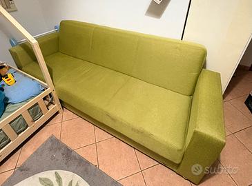 divano letto verde