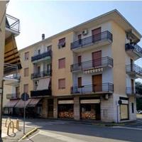 Appartamento a Limbiate (MB)