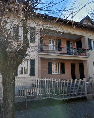Trilocale con cantina a Barlassina