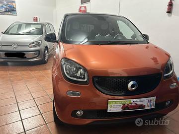 SMART FORFOUR 2015 PASSION 1.0 71CV MANUALE