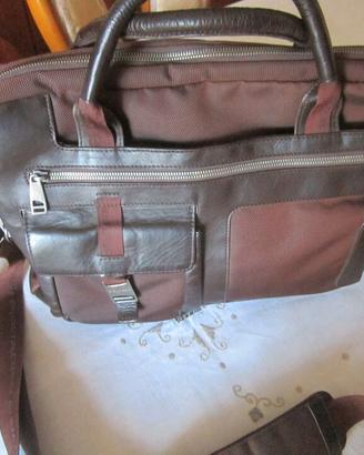 BORSA-CARTELLETTA PROFESIONAL-PORTA-PC< PIQUADRO>