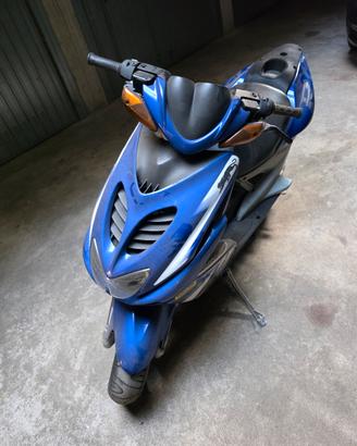 scooter aerox 